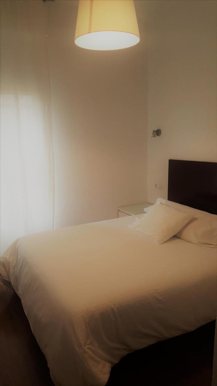 Hostal Santa Isabel Madrid Exterior photo